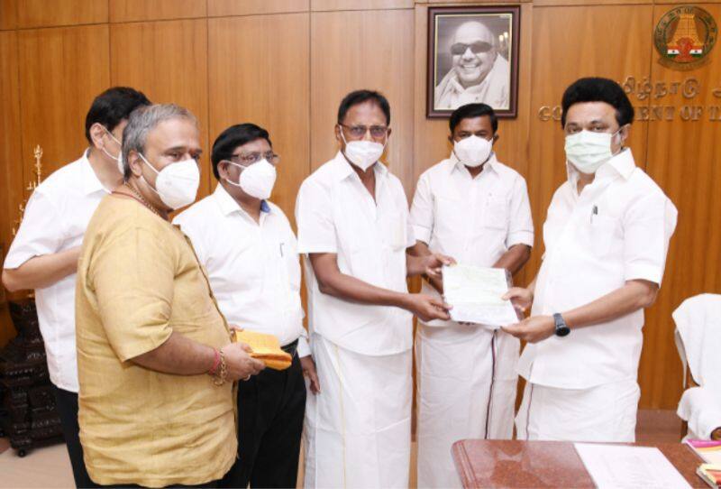 Tamilnadu Theatre owners association members meet Chief minister MK Stalin
