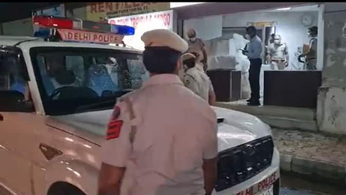 Firing in Delhi Bada Hindurao area, 2 killed kpa Firing in Delhi Bada Hindurao area, 2 killed kpa