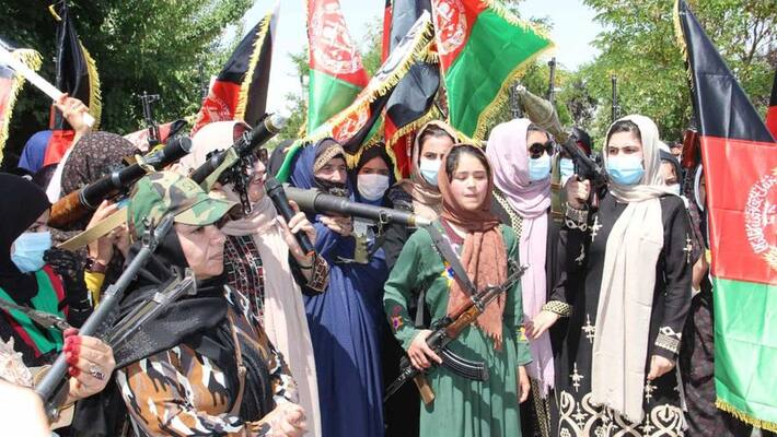 Afghan women take up arms against Taliban Afghan women take up arms against Taliban