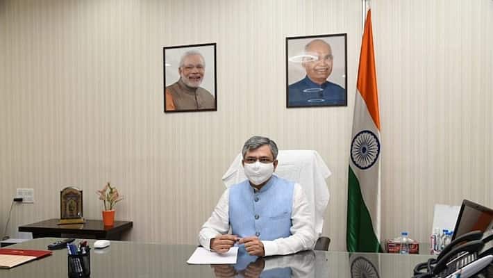 Government job is 9am - 5pm Not anymore in the Railway ministry HQ-VPN Government job is 9am - 5pm Not anymore in the Railway ministry HQ-VPN