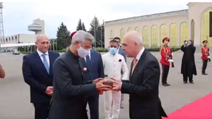 External Affairs Minister Dr. S Jaishankar handed over the holy relics of St. Queen Ketevan to the people of Georgia kpa External Affairs Minister Dr. S Jaishankar handed over the holy relics of St. Queen Ketevan to the people of Georgia kpa