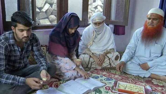 JKBOSE 12th Board Exam 2021: Beating all odds, J-K girl secures 98.06 pc in Class 12 dva JKBOSE 12th Board Exam 2021: Beating all odds, J-K girl secures 98.06 pc in Class 12 dva