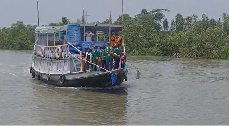 গোসাবা ব্লক প্রশাসনের উদ্যোগে এই কর্মসূচি পালন করা হয়। এই কর্মসূচিতে সামিল হয়েছিল বারুইপুর পুলিশ জেলা ও কয়েকটি বেসরকারি সংস্থা। 