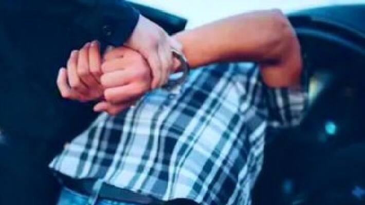 Mumbai news: bus conductor sentenced to one year jail for saying obscene words to 13 year old girl kpr Mumbai news: bus conductor sentenced to one year jail for saying obscene words to 13 year old girl kpr