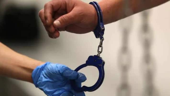 Delhi Police seizes 350 kg of drugs worth Rs 2500 crore kpn Delhi Police seizes 350 kg of drugs worth Rs 2500 crore kpn
