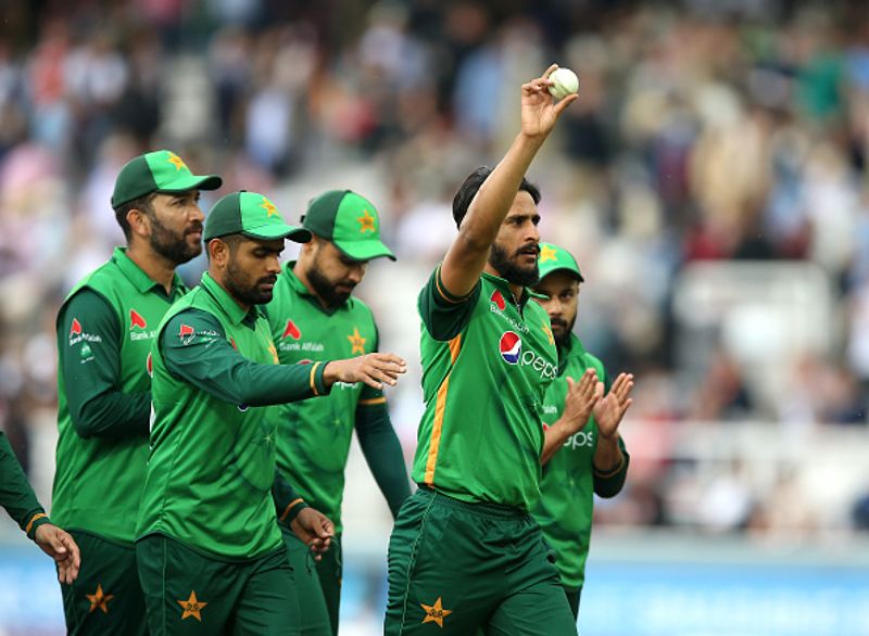 I want to meet, the person who is organizing Zimbabwe tours, Says Wasim akram CRA