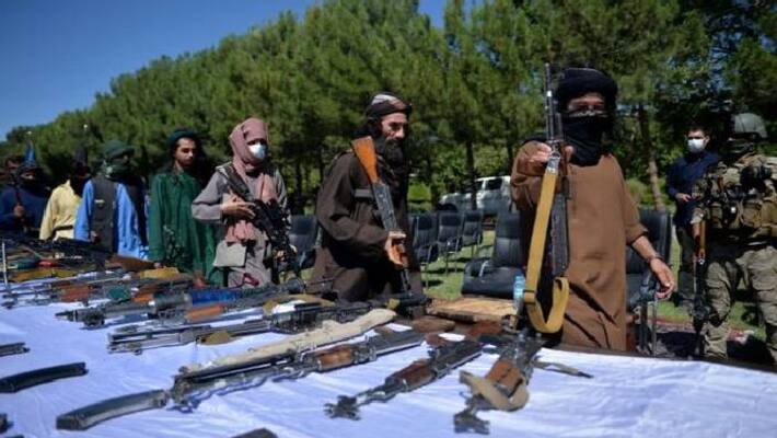 Taliban at Kandahar gates India pulls out nationals from consulate in city pod Taliban at Kandahar gates India pulls out nationals from consulate in city pod