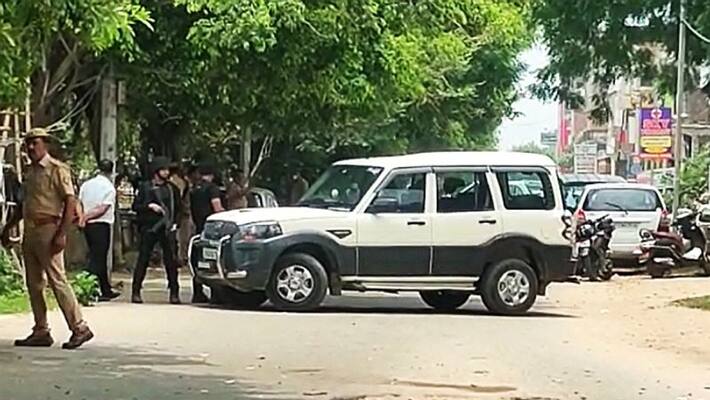 Uttar pradesh ATS arrested two terrorists linked to Al Qaeda huge explosive material recovered ckm Uttar pradesh ATS arrested two terrorists linked to Al Qaeda huge explosive material recovered ckm