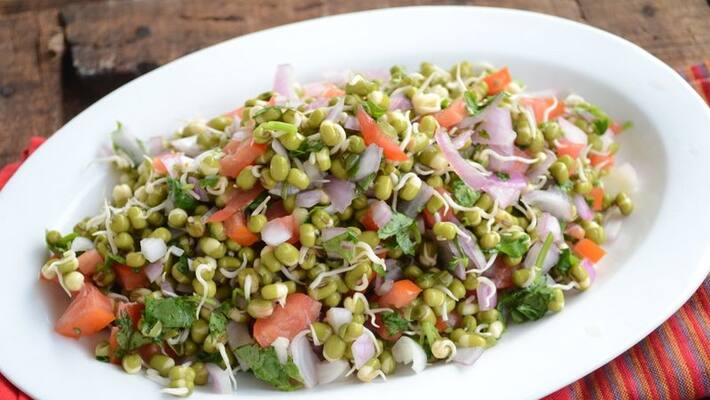 how to make easy Sprouted bean salad how to make easy Sprouted bean salad