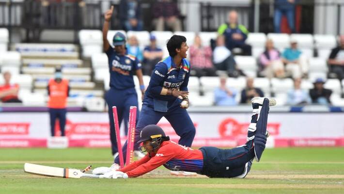 India vs England 2nd T20 Indian women beat England women by 8 runs India vs England 2nd T20 Indian women beat England women by 8 runs