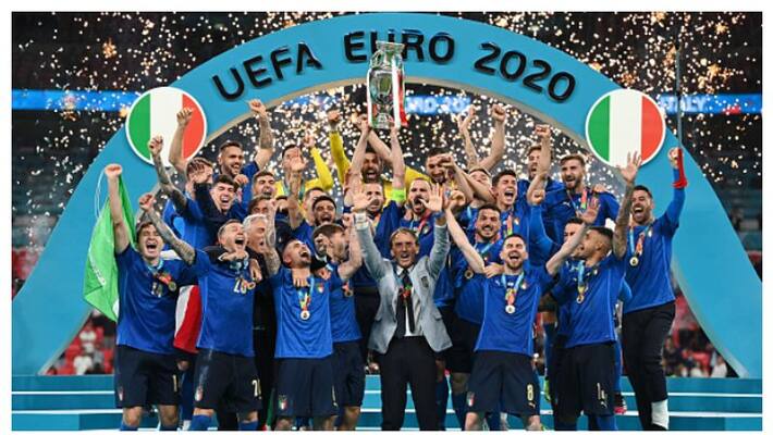 Italy beats England in Euro 2020 Final, football fans riots in London CRA Italy beats England in Euro 2020 Final, football fans riots in London CRA