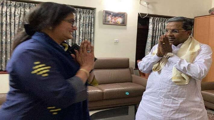 Siddaramaiah Reacts On Sumalatha Ambareesh invite To Mandya rbj Siddaramaiah Reacts On Sumalatha Ambareesh invite To Mandya rbj