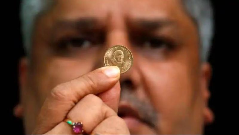 ఈ వారం జరగనున్న ముఖ్యమైన ఆసియా డేటా, ఈవెంట్స్ ఇలా ఉన్నాయి:
సోమవారం, జూలై 12: ఇండియా ఇండస్ట్రియల్ ప్రొడక్షన్ అండ్ సిపిఐ, జపాన్ పిపిఐ అండ్ మెషిన్ ఆర్డర్స్, మలేషియా ఇండస్ట్రియల్ ప్రొడక్షన్
మంగళవారం, జూలై 13: చైనా ట్రేడ్ బ్యాలెన్స్, న్యూజిలాండ్ ఆహార ధరలు ఇంకా ఆర్ఈఐఎన్జెడ్ గృహల అమ్మకాలు, ఆస్ట్రేలియా ఎన్ఏబి బిజినెస్ పరిస్థితులు, ఏఎన్జెడ్ కంజ్యూమర్స్ విశ్వాసం
బుధవారం, జూలై 14: న్యూజిలాండ్ రేట్ డిసిషన్, దక్షిణ కొరియా నిరుద్యోగిత రేటు, సింగపూర్ జిడిపి, ఆస్ట్రేలియా వెస్ట్పాక్ కంజ్యూమర్స్ విశ్వాసం, జపాన్ పారిశ్రామిక ఉత్పత్తి, భారత టోకు ధరలు
గురువారం, జూలై 15: చైనా జిడిపి, రిటైల్ అమ్మకాలు అండ్ పారిశ్రామిక ఉత్పత్తి, దక్షిణ కొరియా ధరల నిర్ణయం, ఆస్ట్రేలియా నిరుద్యోగిత రేటు, ఇండోనేషియా అండ్ భారతదేశ ట్రేడ్ బిజినెస్
శుక్రవారం, జూలై 16: జపాన్ రేట్ డిసిషన్, న్యూజిలాండ్ సిపిఐ, థాయిలాండ్ ఫారెక్స్ రిజర్వ్, సింగపూర్ నాన్-ఆయిల్ ఎగుమతులు
