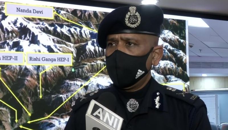 বেশ কয়েকটি এলাকায় ইতিমধ্যেই উদ্ধারকাজ শুরু করেছে জাতীয় বিপর্যয় মোকাবিলা বাহিনী। আইএমডি জানিয়েছে দিল্লি, উত্তর প্রদেশের পশ্চিম অংশ, পঞ্জাব, হরিয়ানা আর রাজস্থানের কিছু এলাকায় বর্ষার পরিস্থিতি উন্নতি হচ্ছে।
