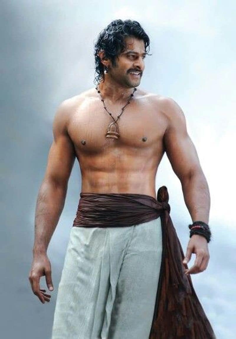 Prabhas bonds with Saif Ali Khan, Kareena Kapoor; Baahubali treats them with biryani RCB