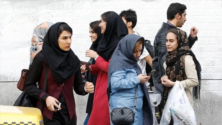 Iranian government troubled by declining population and increasing divorce cases is promoting dating app Iranian government troubled by declining population and increasing divorce cases is promoting dating app
