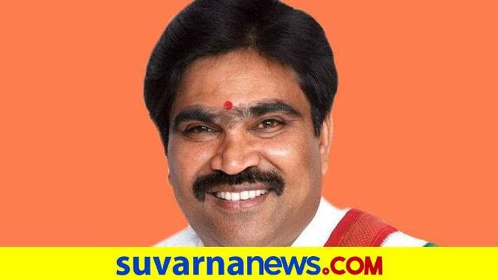 Case against Farmer for Asked to Former Minister R Shankar grg Case against Farmer for Asked to Former Minister R Shankar grg