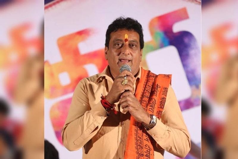 ప్రసారమైన ఆ ప్రోగ్రాం నేను ఇంకా చూడలేదన్న పృథ్విరాజ్.. నటుడు గౌతమ్ రామ్ ని ఉద్దేశించి ఎటువంటి కామెంట్స్ చేయలేదు అన్నారు. నా మిత్రుడు గౌతమ్ రాజ్ ఒకరు ఉండగా తన గురించి ఆ వ్యాఖ్యలు చేశారు అన్నారు.