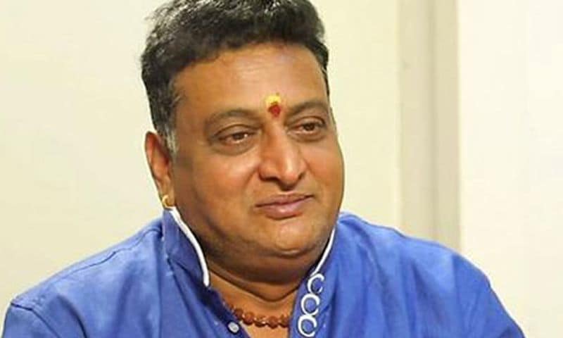 నటుడు గౌతమ్ రాజ్ చాలా కాలంగా తెలుసన్న పృథ్వి... అతను తనకు మంచి స్నేహితుడని చెప్పుకొచ్చారు. అలాగే పొరపాటు జరిగింది, చిన్న విషయాన్ని పెద్దది చేయవద్దని వీడియో సందేశంలో వేడుకున్నారు.