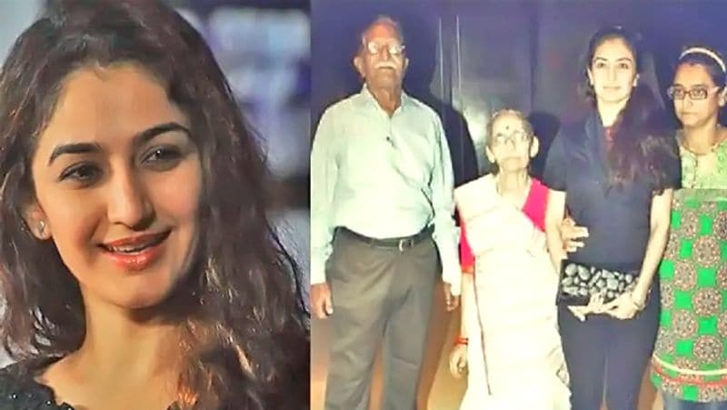 'तारक मेहता का उल्टा चश्मा' में अंजली भाभी का किरदार निभाने वाली नेहा मेहता की अब तक शादी नहीं हुई है। हालांकि, नेहा अब सीरियल को छोड़ चुकी हैं। उनकी जगह सुनैना फौजदार नई अंजली भाभी के रोल में नजर आती हैं। नेहा मेहता अब तक सिंगल हैं। इस बारे में नेहा का कहना है कि फिलहाल उन्हें शादी की जल्दी नहीं। एक इंटरव्यू में उन्होंने अपने होने वाले पति के बारे में ये जरूर कहा था कि उन्हें ऐसा पति चाहिए, जो रिलेशन को गंभीरता से लेता हो।
