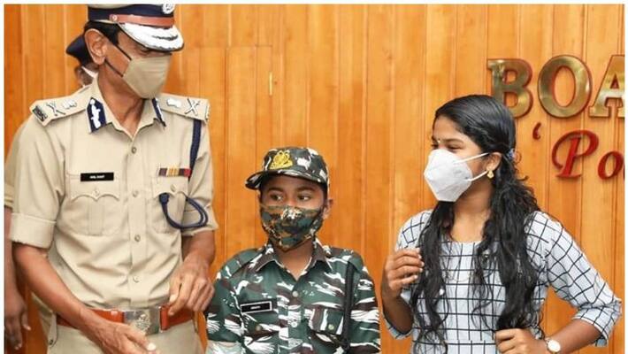 Kerala DGP meets 11 year old Abhijith Who aspirant for a police officer Kerala DGP meets 11 year old Abhijith Who aspirant for a police officer