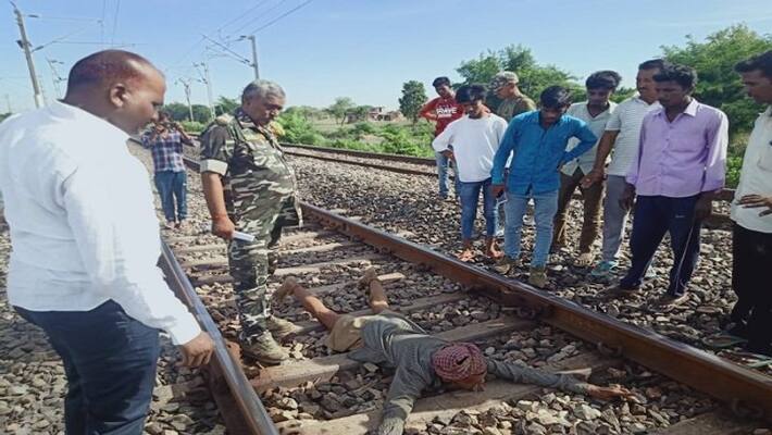 Stepson sews lips of 65-year-old Jharkhand man with rope, ties him to rail track - bsb Stepson sews lips of 65-year-old Jharkhand man with rope, ties him to rail track - bsb