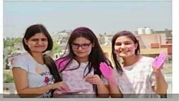 Three sisters crack Rajasthan Administrative Service exam together, now a family of 5 officers-dnm Three sisters crack Rajasthan Administrative Service exam together, now a family of 5 officers-dnm
