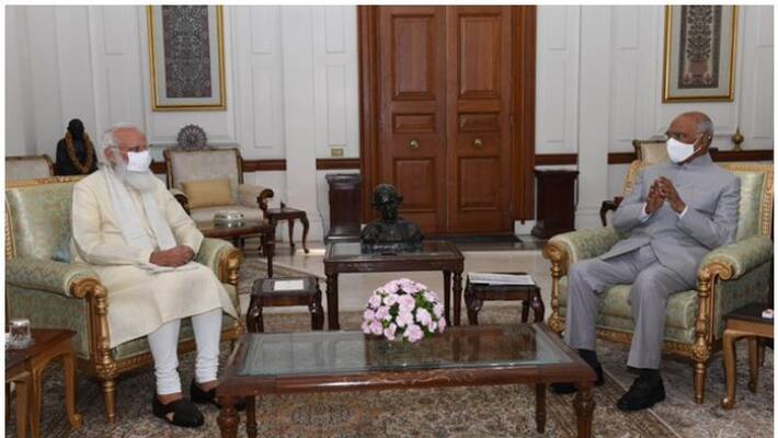 PM Modi meets President Ram Nath Kovind discusses important issues PM Modi meets President Ram Nath Kovind discusses important issues