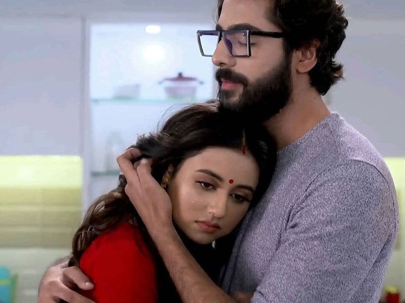  গদগদ রোম্যান্সে আর দেখা যাবে না রাধিকা-কর্ণকে। কারণ খোলসা করলেন অভিনেত্রী নিজেই।
