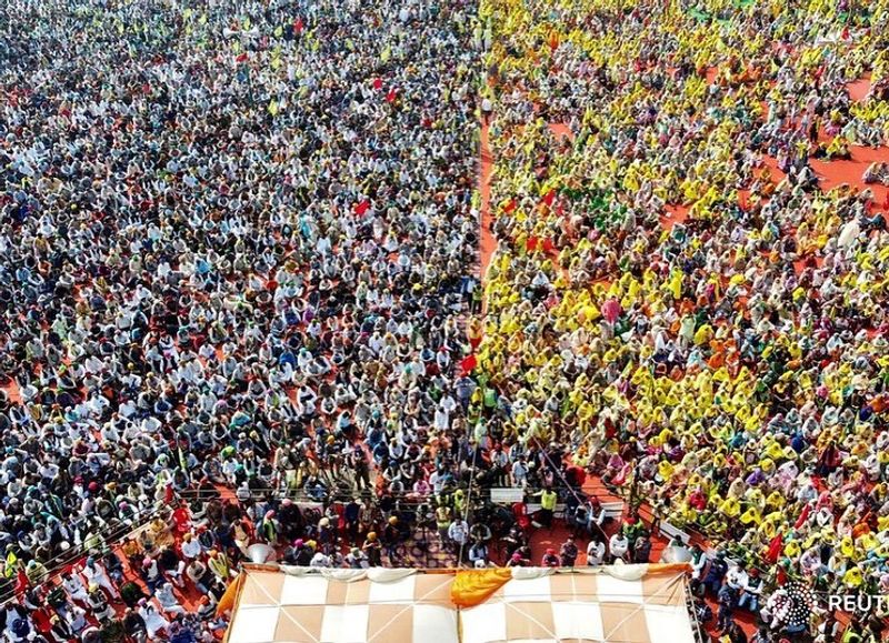 ২০২১-এর ফেব্রুয়ারিতে পঞ্জাবের বর্নলায় কৃষকদের বিশাল মহাপঞ্চায়েতের এই ছবিটি কৃষক বিক্ষোভের আকারটা বুঝিয়ে দিয়েছিল। 