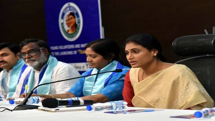 ysrtp president ys sharmila made sensational comments on kcr ysrtp president ys sharmila made sensational comments on kcr