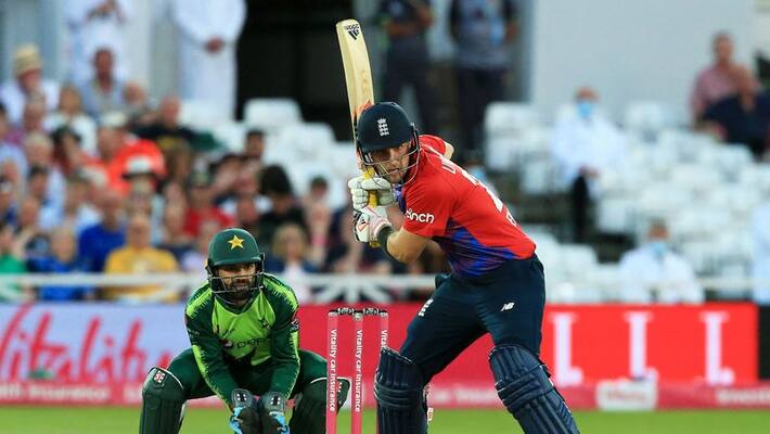 Watch Video huge six hit by Livingstone vs Pakistan Watch Video huge six hit by Livingstone vs Pakistan