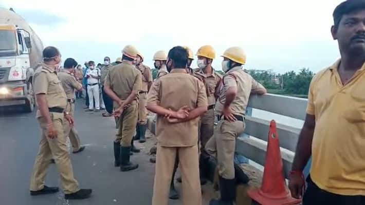 Five Bengalis from Asansol died in a car accident while traveling in Dehradun RTB Five Bengalis from Asansol died in a car accident while traveling in Dehradun RTB