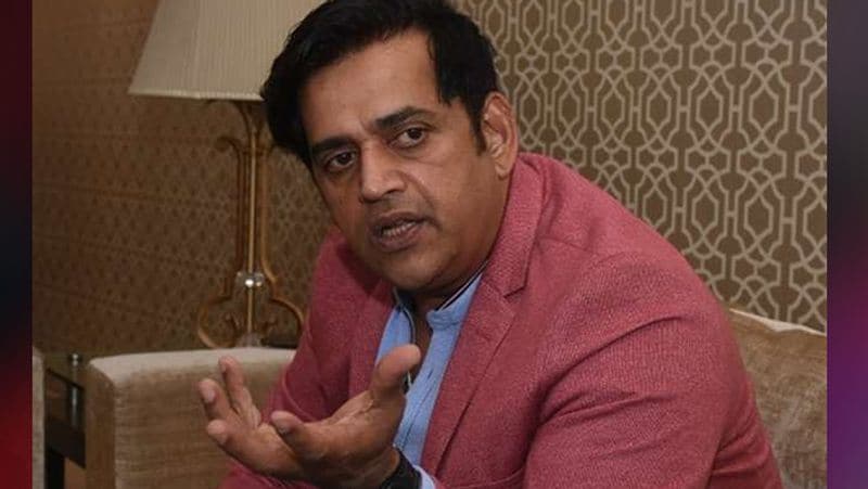 इसके बाद रवि किशन ने काजोल की फिल्म 'उधार की जिंदगी' और शाहरुख के साथ फिल्म 'आर्मी' में काम किया। यहां से उनकी लाइफ धीरे-धीरे ठीक-ठाक चलने लगी।