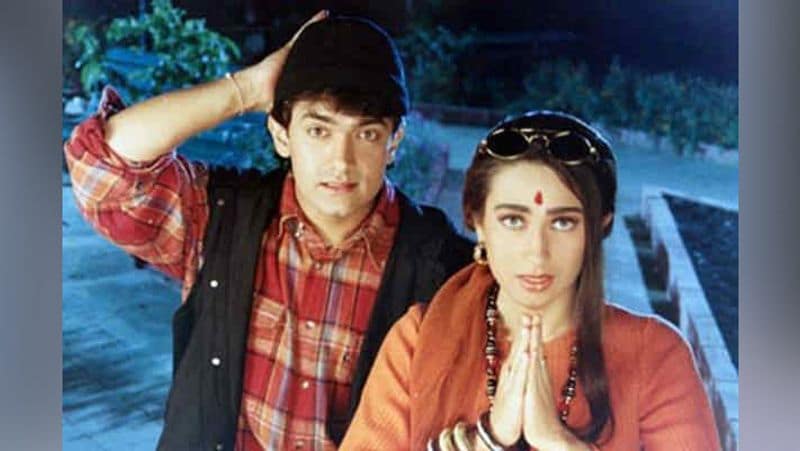 1996 की सुपरहिट फिल्म 'राजा हिन्दुस्तानी' के लिए उन्हें पहली बार फिल्मफेयर के बेस्ट एक्ट्रेस अवॉर्ड से नवाजा गया था। इस फिल्म में आमिर खान के साथ करिश्मा कपूर का किसिंग सीन काफी चर्चा में रहा था।