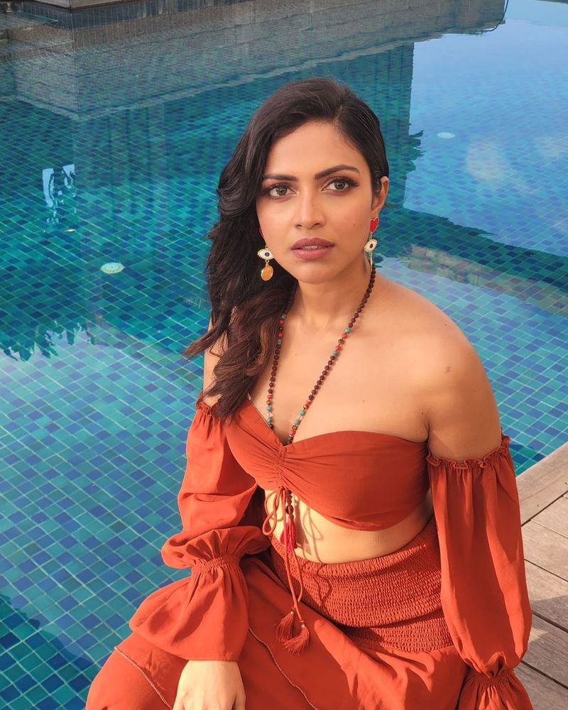these bollywood Actress didnt think twice before without dress shoot bjc