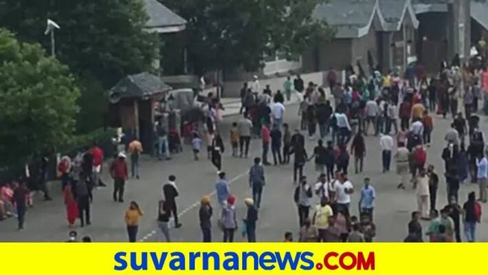 Shimla administration restricts people on Ridge Mall Road amid Covid 19 pod Shimla administration restricts people on Ridge Mall Road amid Covid 19 pod