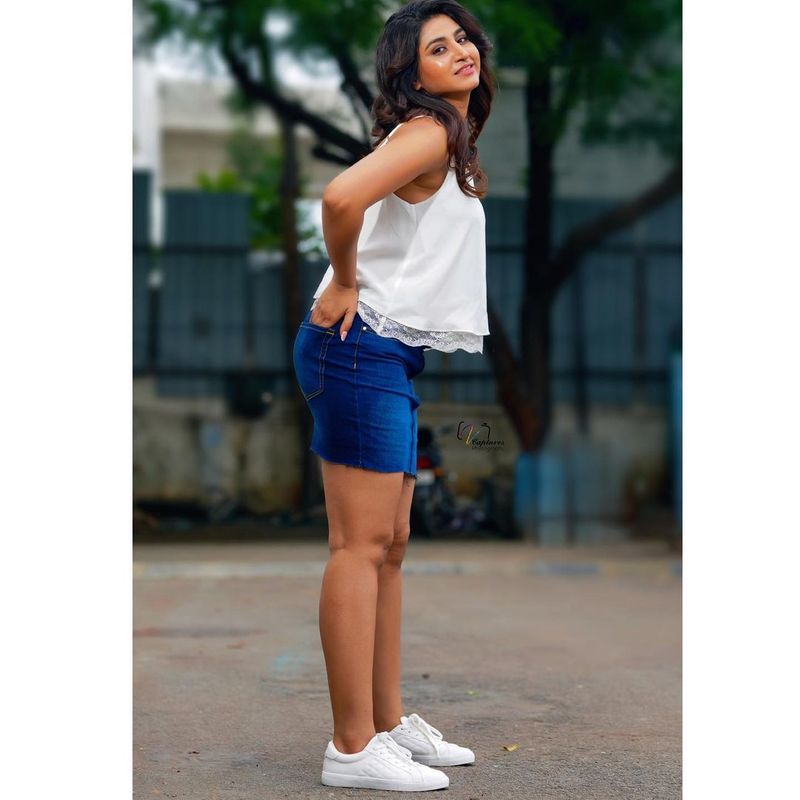 anchor varshini sounderajan goes bold stuns in denim shorts
