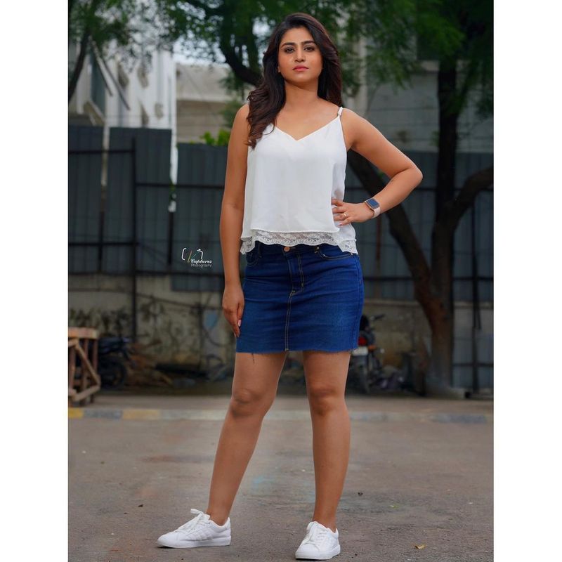 anchor varshini sounderajan goes bold stuns in denim shorts