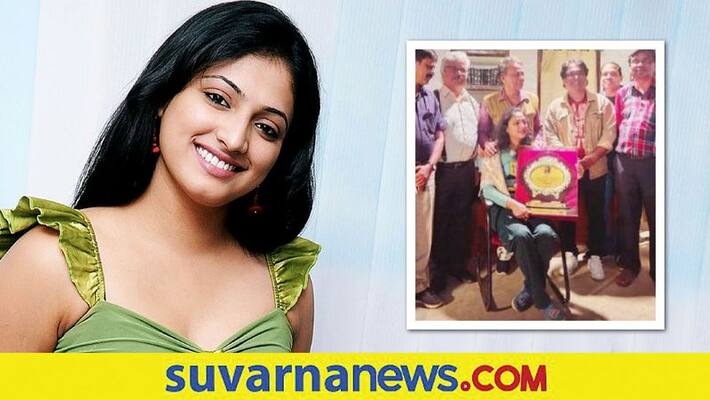 Actress Hari Priya honored with best actress award vcs Actress Hari Priya honored with best actress award vcs