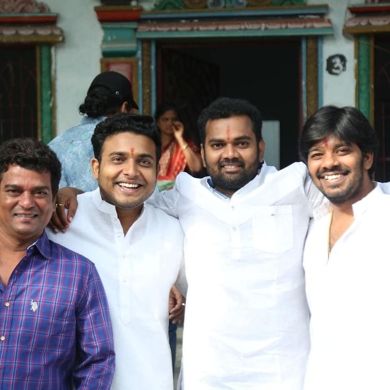 ఈ ముగ్గురి కాంబినేషన్ లో స్కిట్స్ సూపర్ హిట్ అయ్యాయి. దాదాపు సుడిగాలి సుధీర్ స్కిట్ ఎపిసోడ్ విన్నర్ గా నిలిచేది. సుధీర్ టైమింగ్, గెటప్ శ్రీను వేషాలు, మిమిక్రి అలాగే రామ్ ప్రసాద్ పంచ్ లు కలగలిపి స్కిట్స్ అదిరిపోతాయి.