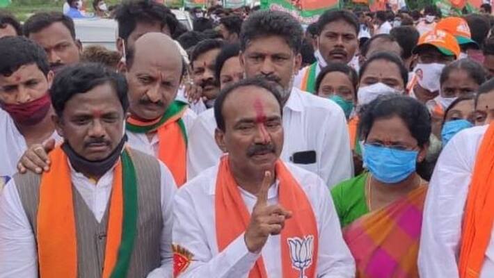 praja deevena yatra... eatala rajender sensational comments on cm kcr akp praja deevena yatra... eatala rajender sensational comments on cm kcr akp