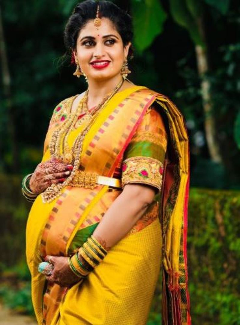 'ಕೊರೋನಾ ಪ್ಯಾಂಡಮಿಕ್ನಲ್ಲಿ ನಾನು ಕಲಿತ ಪಾಠ ಏನೆಂದರೆ ಪ್ಲಾನ್ ಮಾಡದೇ ಜೀವನ ನಡೆಸಿದ್ದರೂ ಪರ್ವಾಗಿಲ್ಲ, ಮನಸ್ಸಿಗೆ ಬಂದಂತೆಯೂ ಮಾಡಿದರೆ ಸಂತೋಷ ನೀಡುತ್ತದೆ ಎಂದು,' ಎಂದು ಬರೆದುಕೊಂಡಿದ್ದಾರೆ.