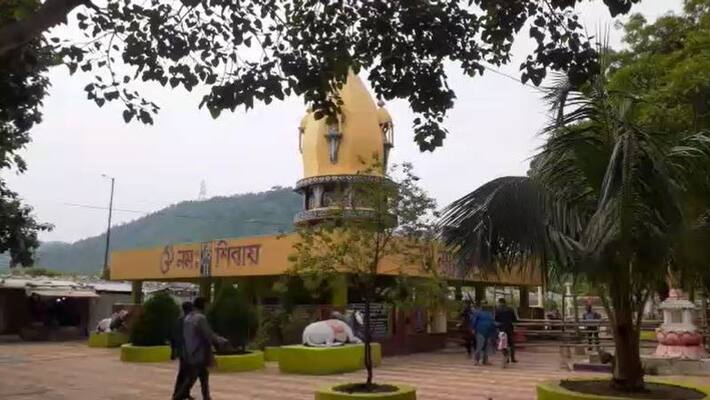 devotees give worship to lord Shiva in corona situation at Purulia bmm devotees give worship to lord Shiva in corona situation at Purulia bmm