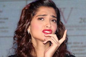 300px x 199px - Ranveer Singh to Sonam Kapoor to Shahid Kapoor: 7 shocking confessions made  by Bollywood celebrities