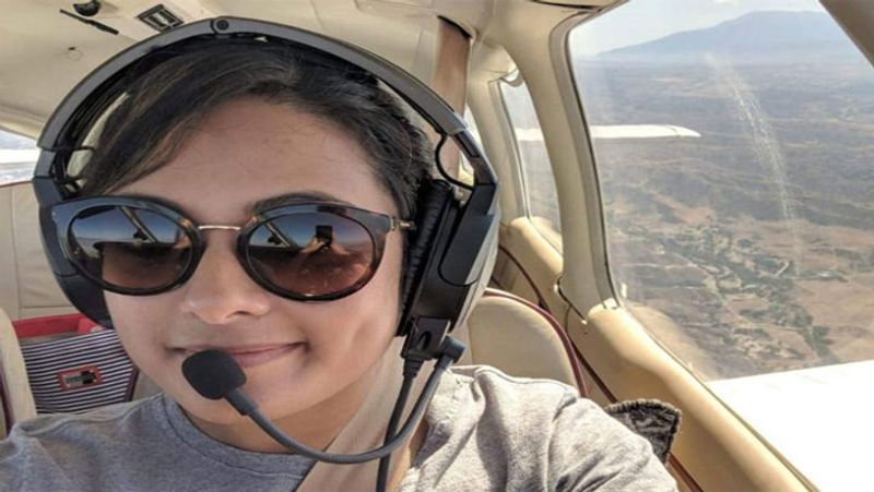 संजल गावंडे महाराष्ट्र के कल्याण की रहने वाली 30 साल की इंजीनियर हैं। जिन्होंने अपनी इंजीनियरिंग मुंबई यूनीवर्सिटी से पूरी की और बाद में मास्टर डिग्री के लिए अमेरिका चली गई। तभी उन्होंने एयरोस्पेस को एक विषय के रूप में चुनने का फैसला किया। वह हमेशा अंतरिक्ष रॉकेट डिजाइन करना चाहती थी।