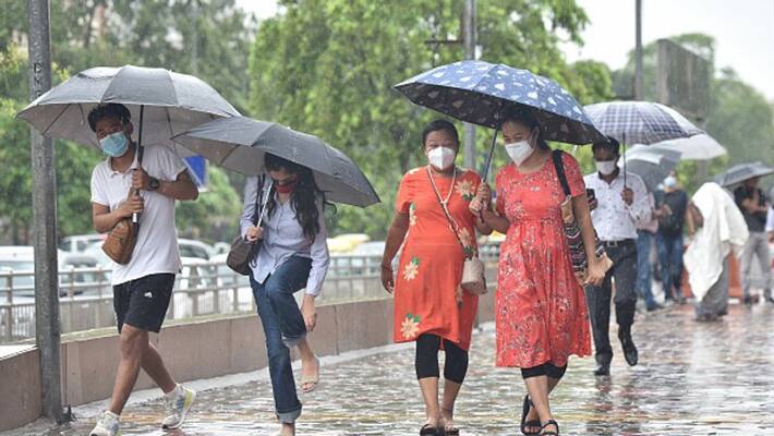 Heavy Rain fall forecast in Kolkata and North Bengal on 18 August RTB Heavy Rain fall forecast in Kolkata and North Bengal on 18 August RTB