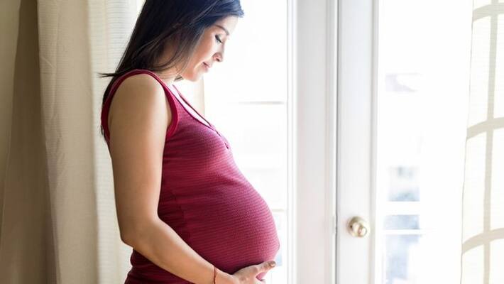 Man Leaves Pregnant wife in Hospital Man Leaves Pregnant wife in Hospital