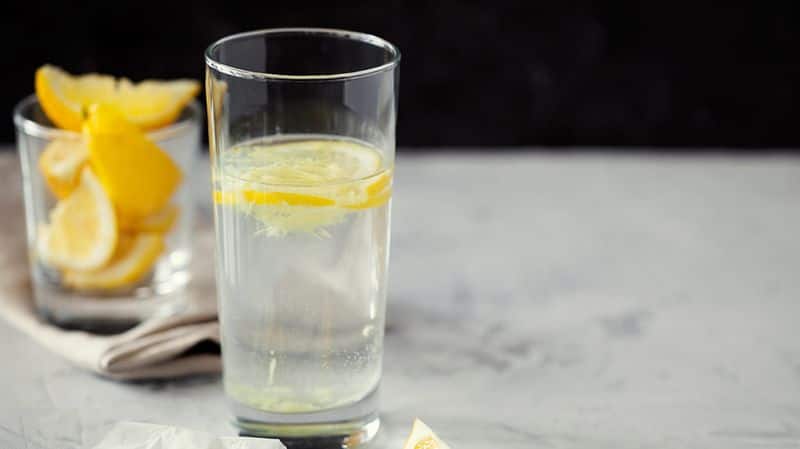 Benefits of Drinking Boiling Lemon water in Early Morning