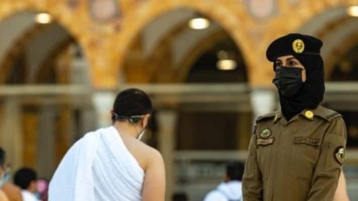 breaking the myth saudi woman soldiers stands guard in mecca during haj bsm breaking the myth saudi woman soldiers stands guard in mecca during haj bsm